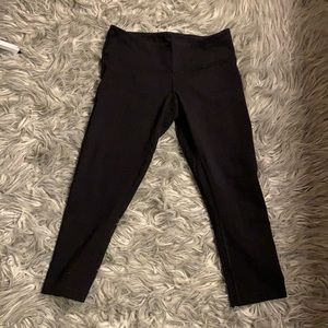 Lululemon Yoga Cropped Pants - Black